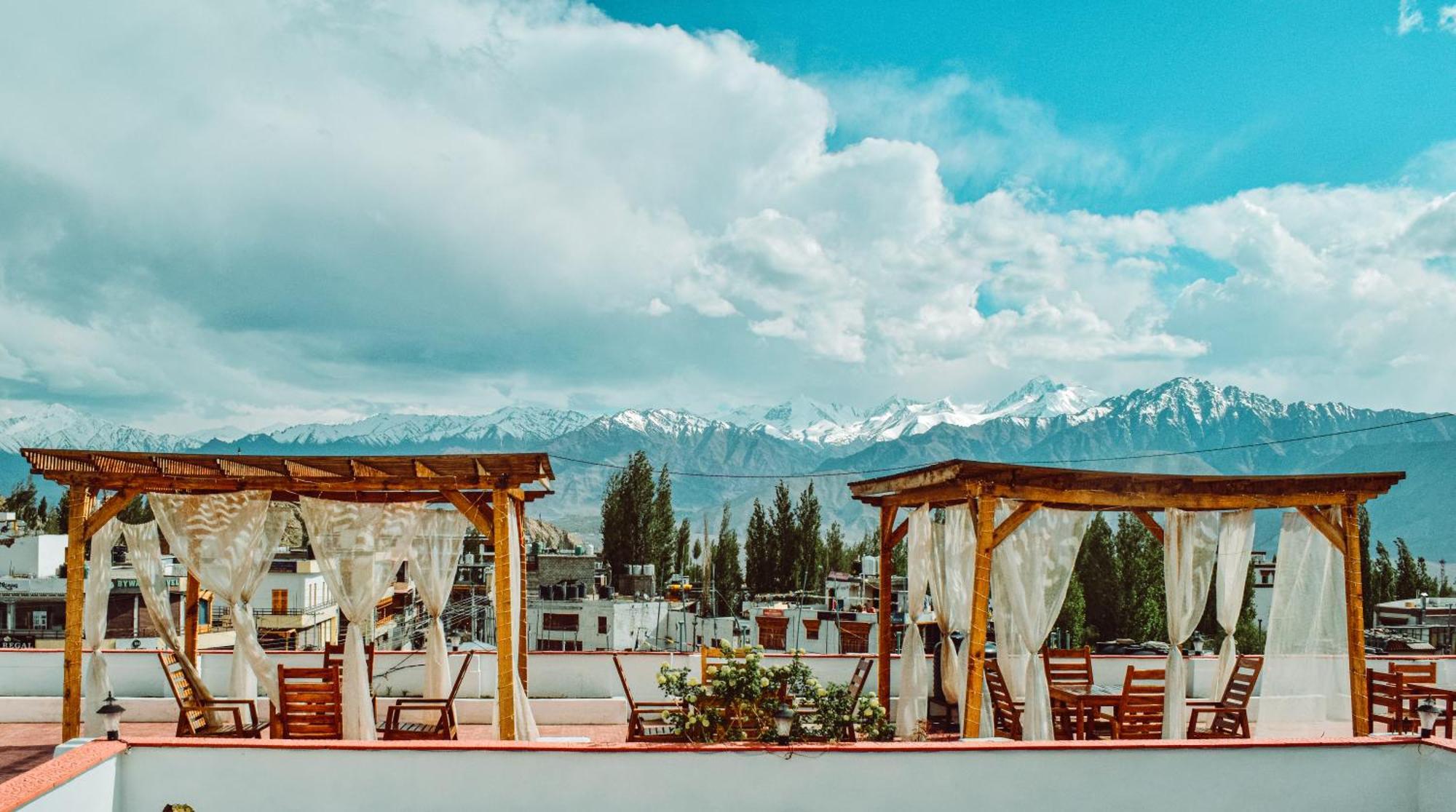 Hotel Lingzi Leh Exterior photo